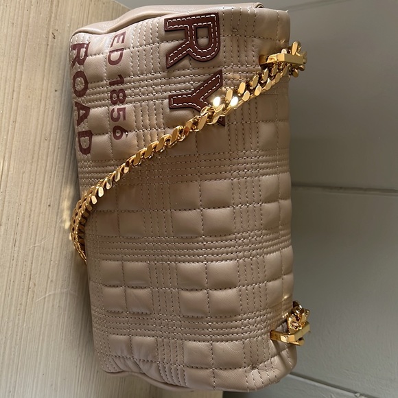 Burberry Lola small quilted lambskin bag - Picture 11 of 12